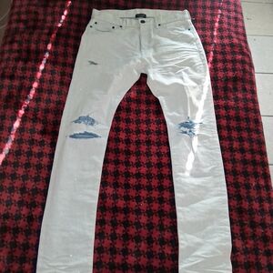 Nwot Cast 2 31w John Elliott White Distressed Slim Jeans